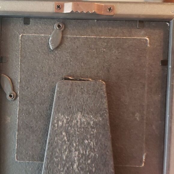 New View 5x7 shadowbox picture frame for engagement ring & photo - Picture 6 of 8